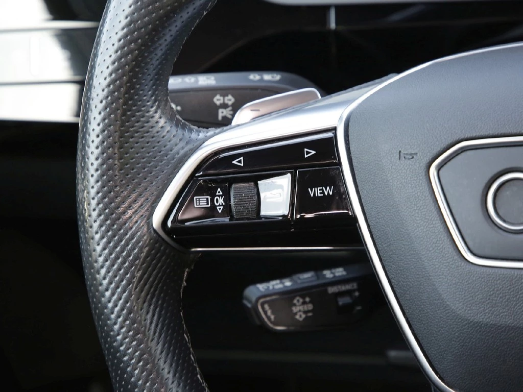 Audi e-tron Sportback 50 quattro S line PANO*R-CAM*NAVI*HuD*MATRIX-LED*SHZ