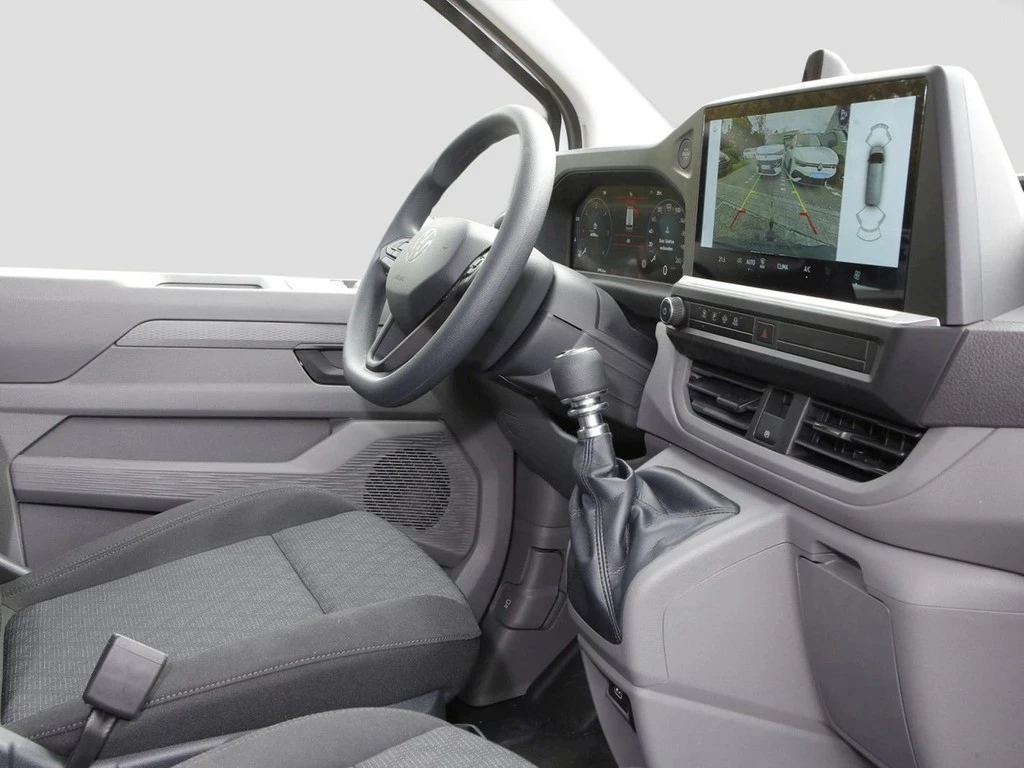 Volkswagen-Transporter-image-8