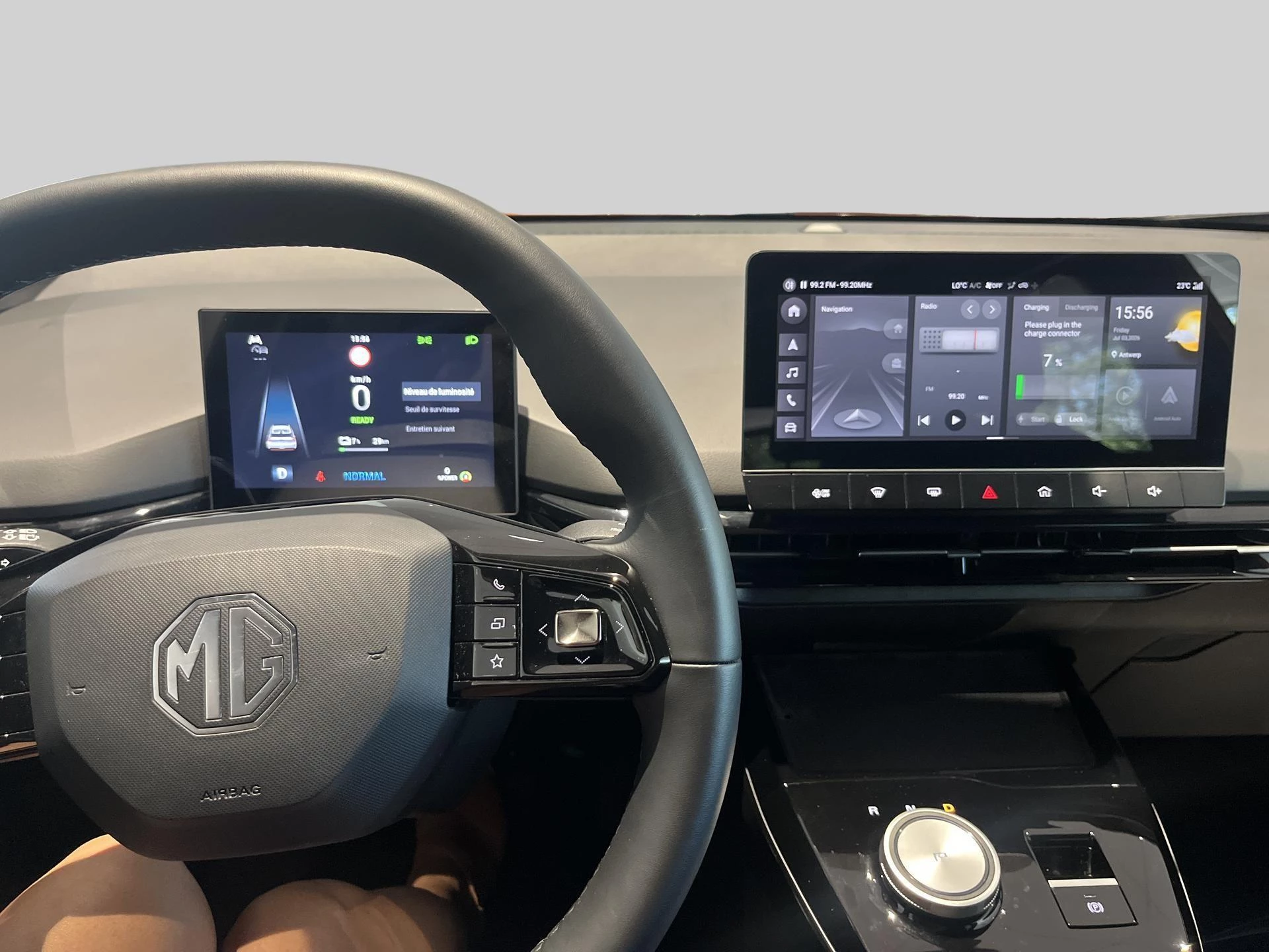 MG MG4 64 kWh Luxury