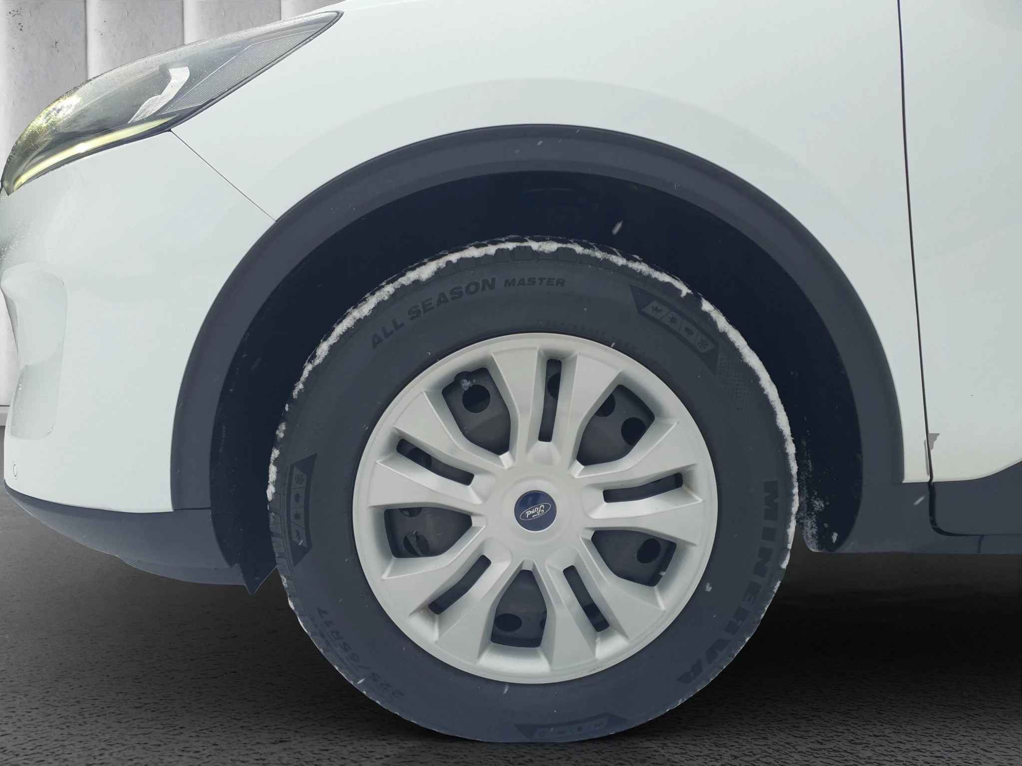 Ford Kuga Cool & Connect 1.5 EB LED | GJR | SHZ | PDC | Navi | Klima | BT