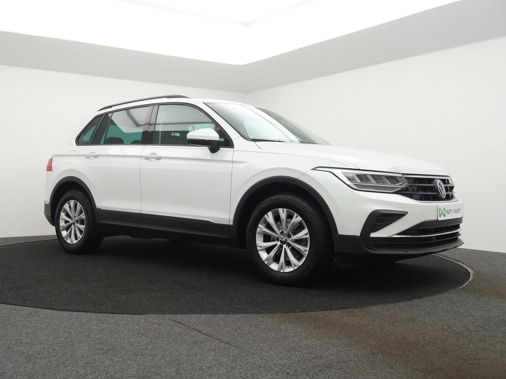 Volkswagen-Tiguan-image-3