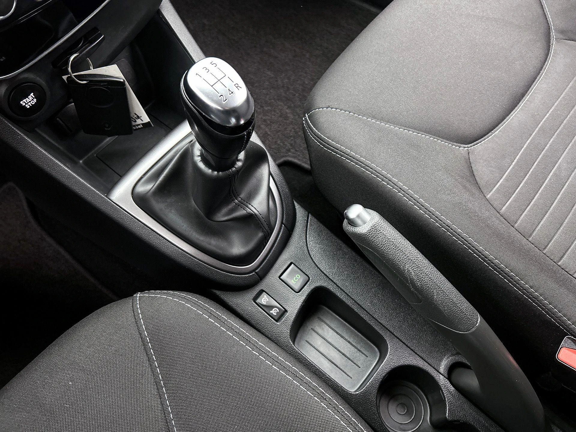Renault-Clio-image-12