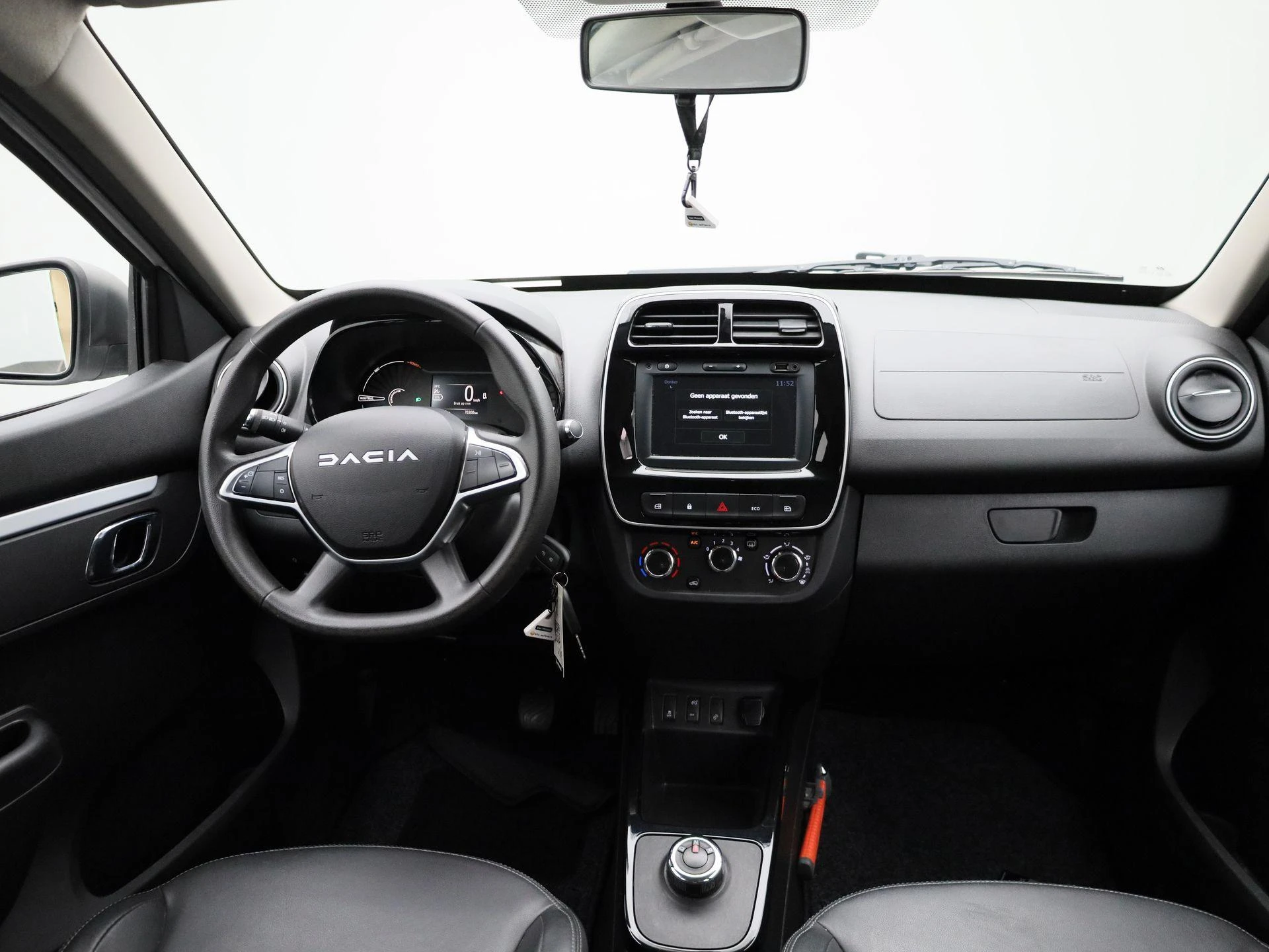 Dacia-Spring-image-32