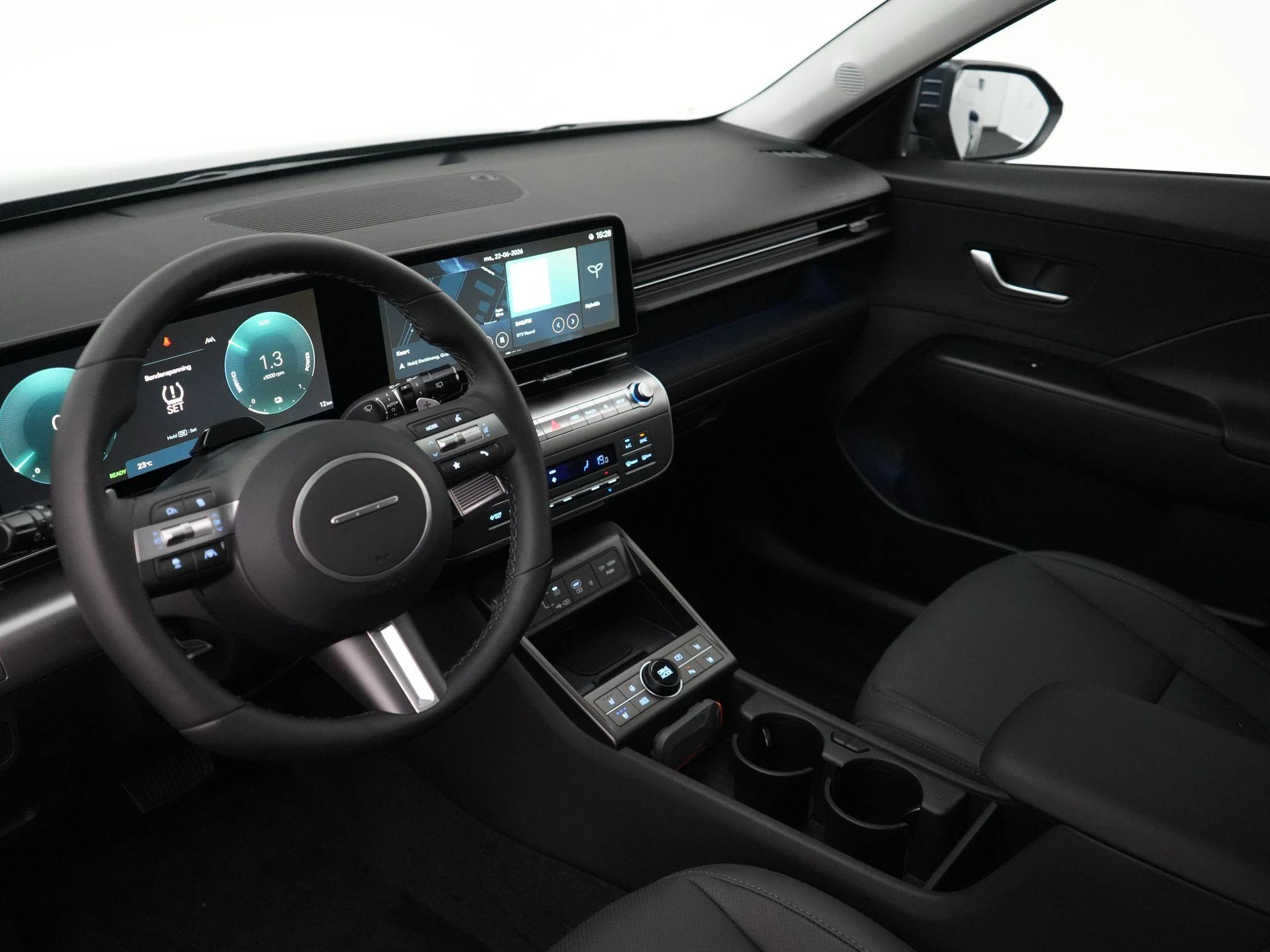 Hyundai Kona 1.6 GDI HEV Premium Sky