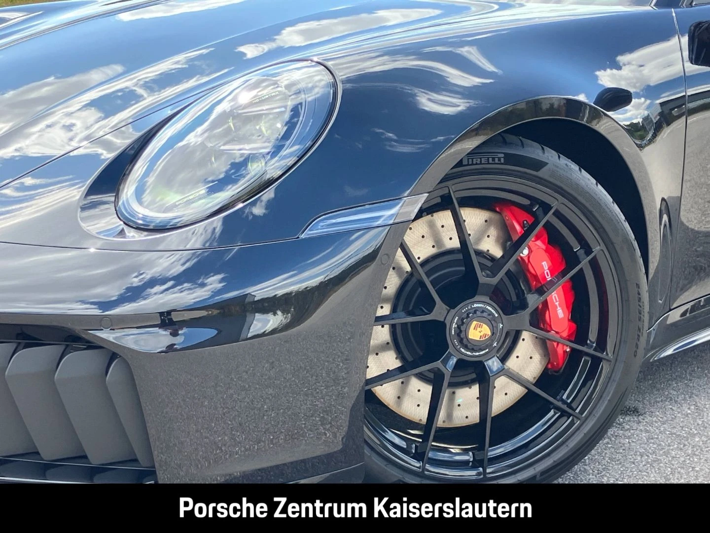 Porsche-911-image-16