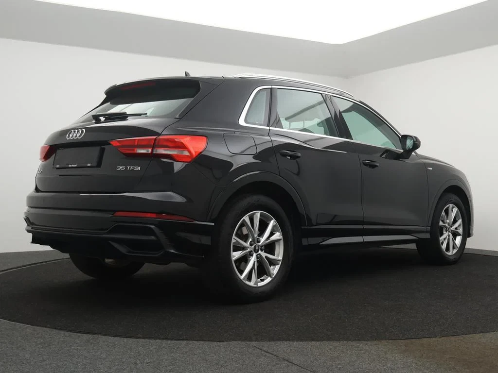 Audi-Q3-image-1