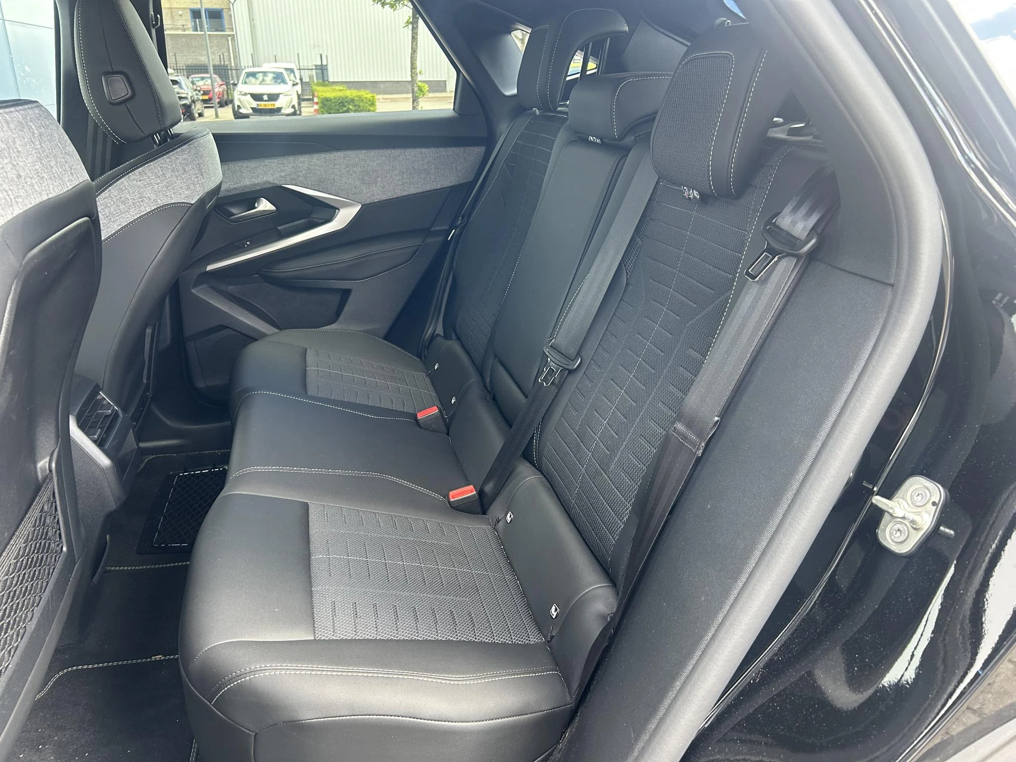 Peugeot-3008-image-19