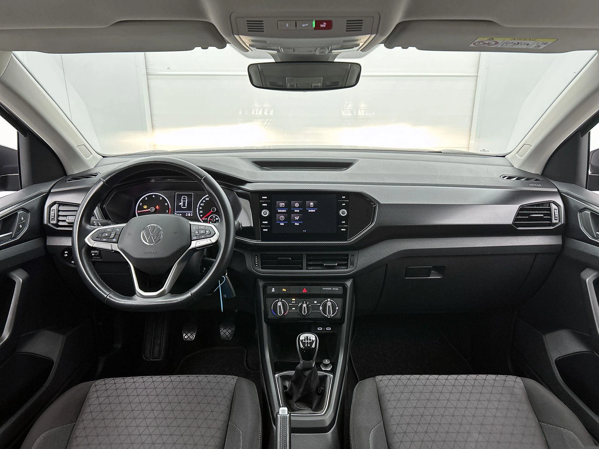 Volkswagen-T-Cross-image-21