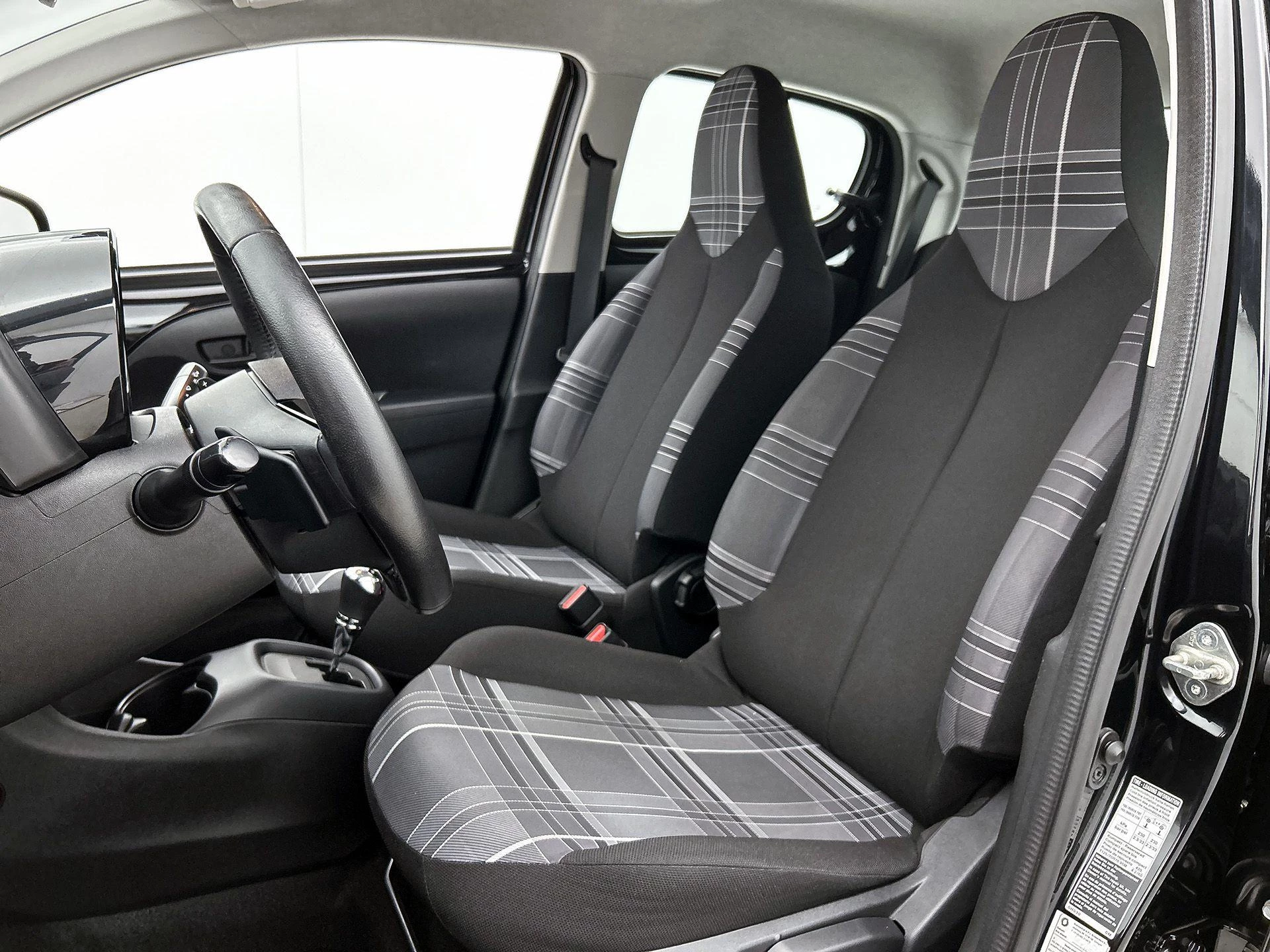 Peugeot-108-image-30