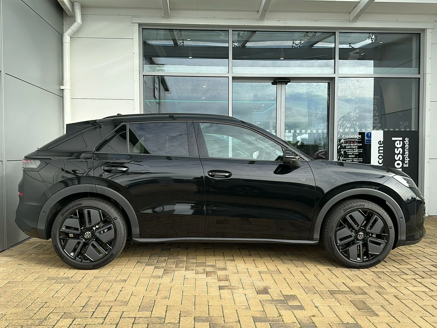 Volkswagen-T-Roc-image-9