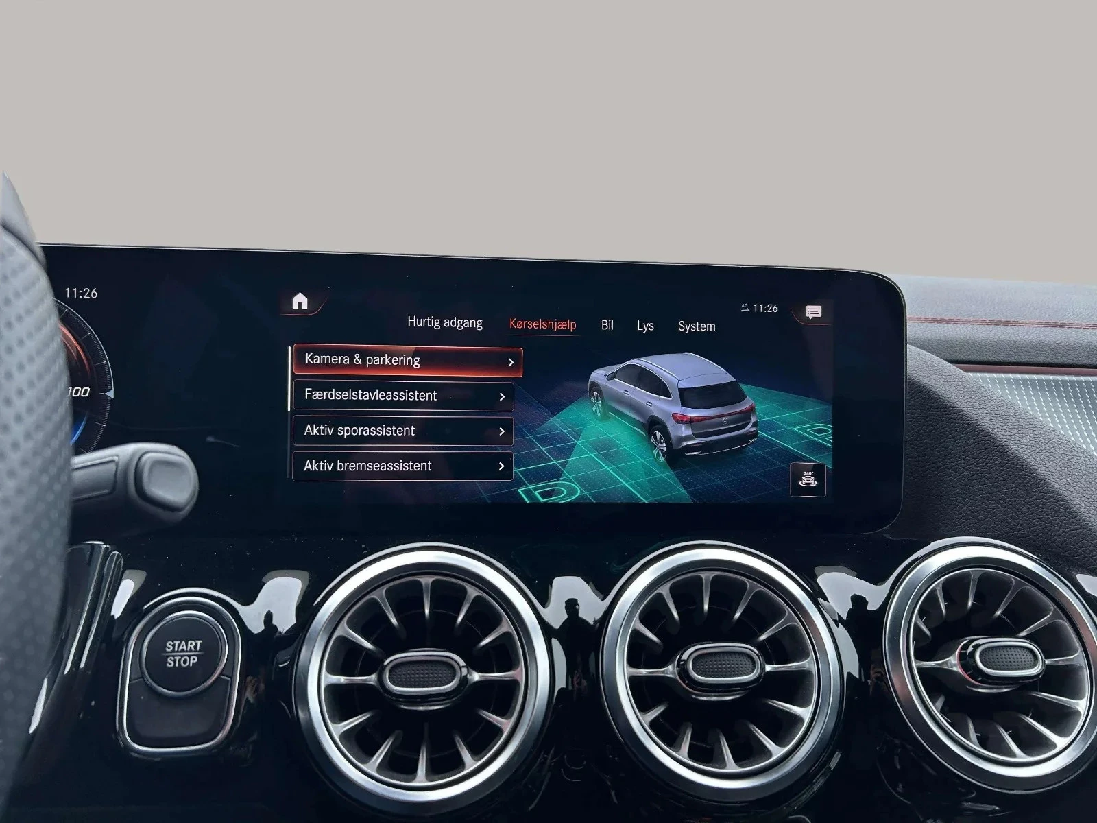 Mercedes-Benz-EQA-image-18