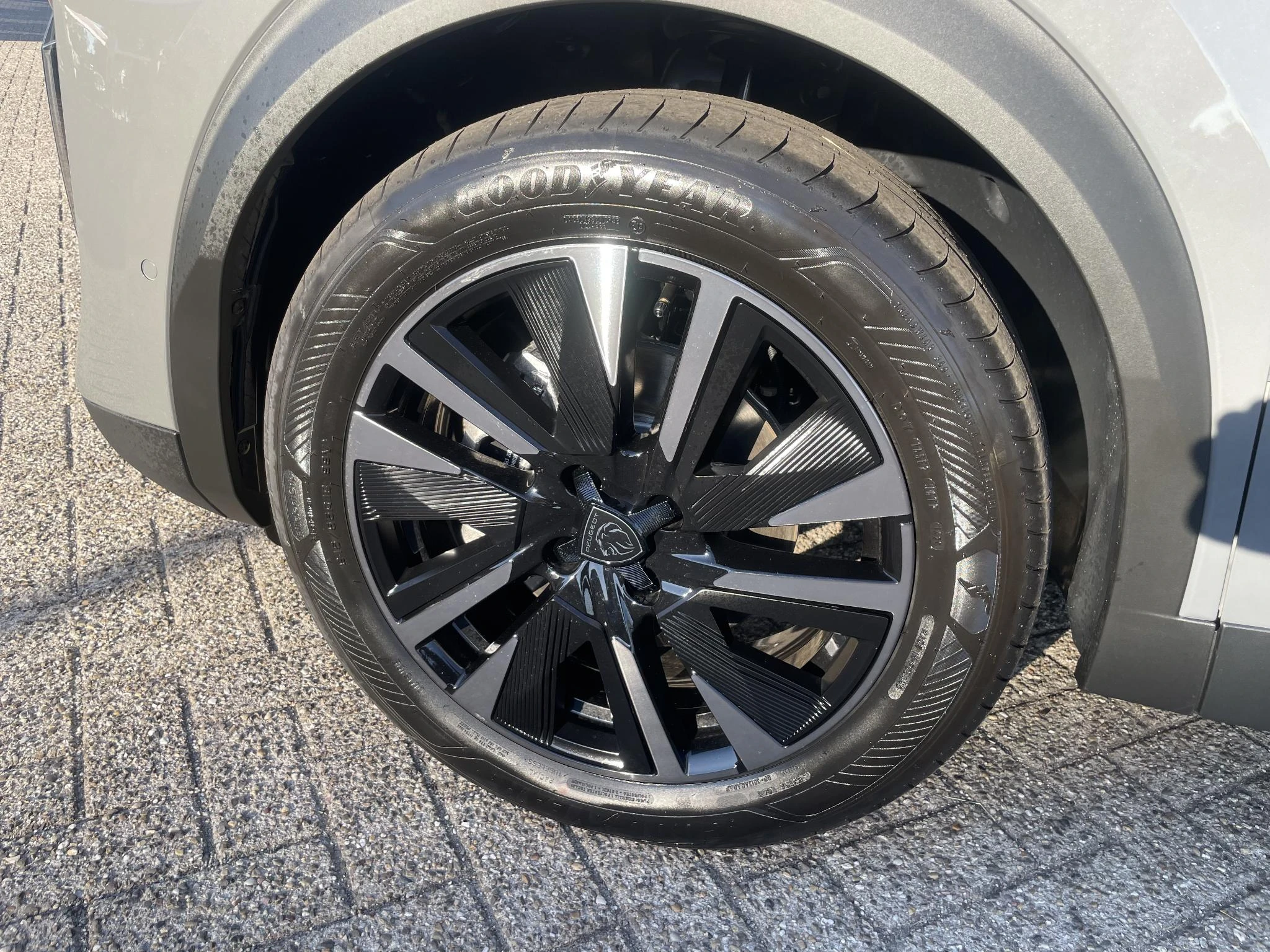Peugeot-2008-image-8