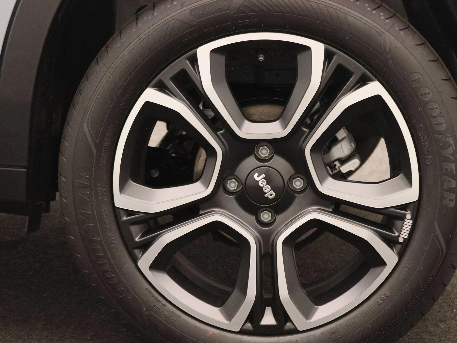 Jeep Avenger 1.2 e-Hybrid Summit