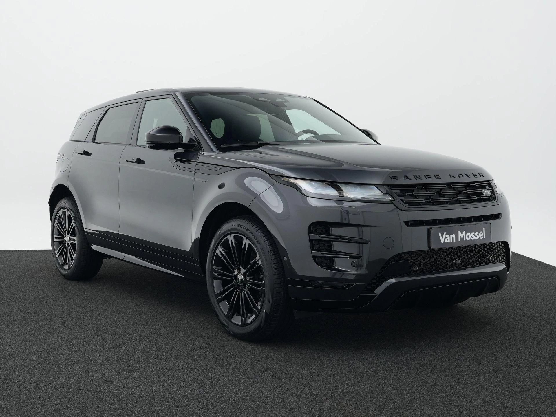 Land Rover-Range Rover Evoque-image-5