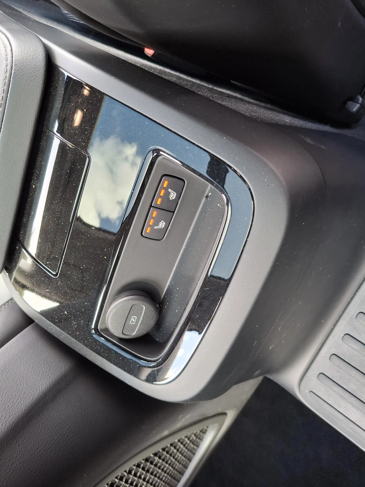 Volvo-V90-image-39