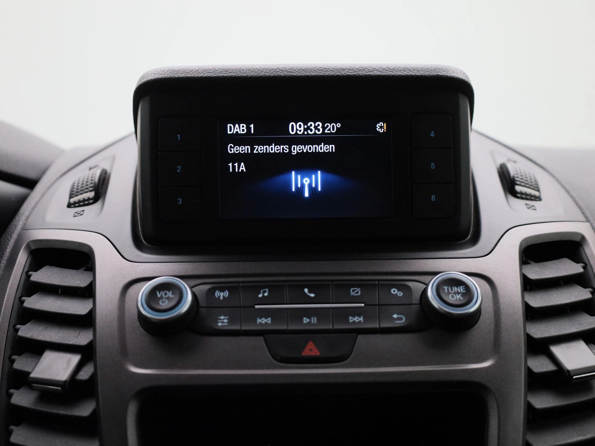 Ford-Transit Connect-image-11