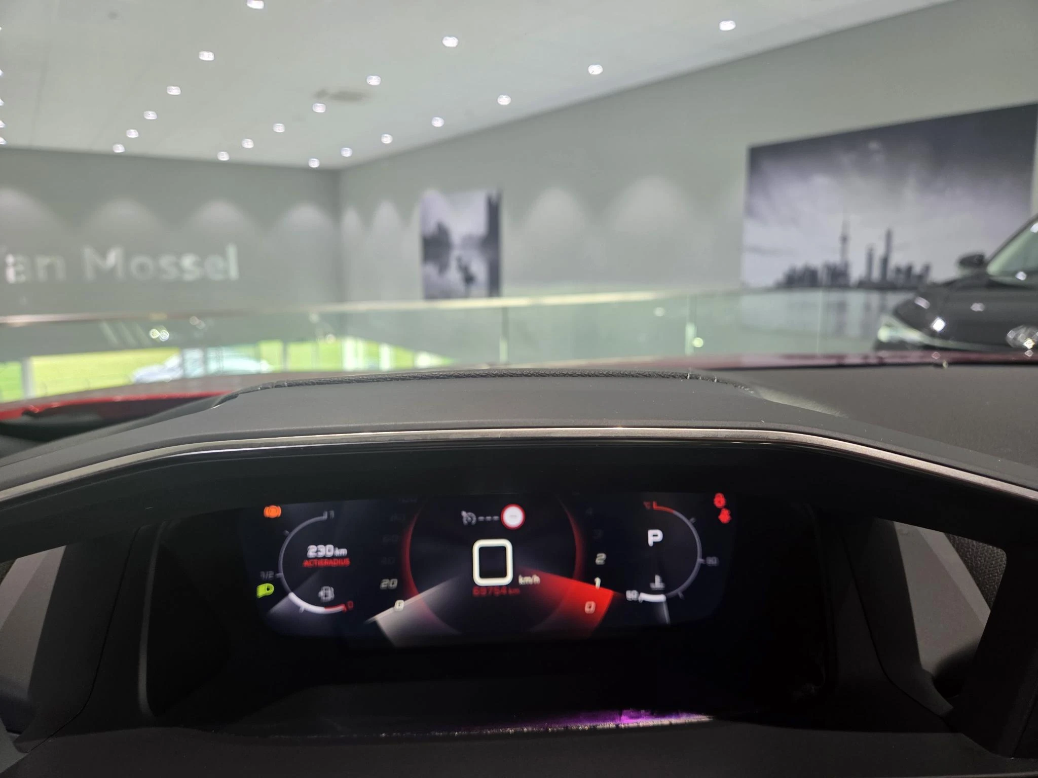 Peugeot-2008-image-7