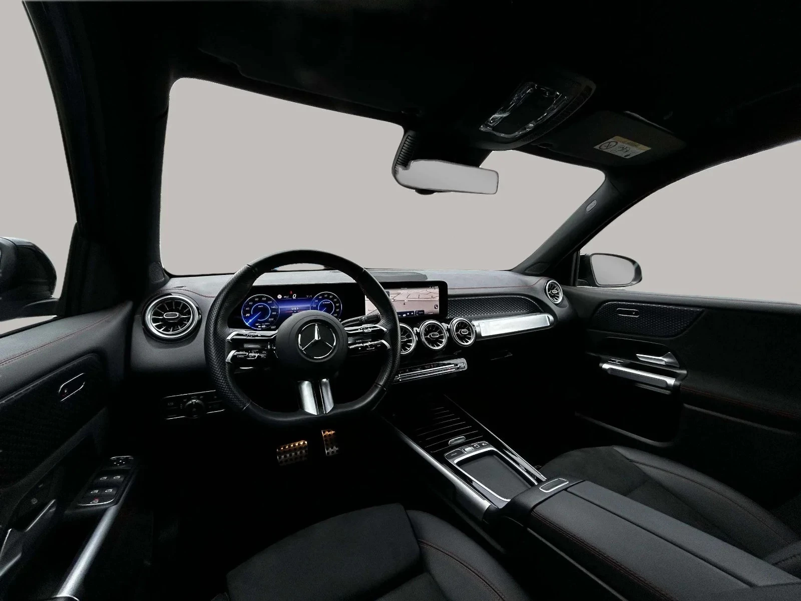 Mercedes-Benz-EQB-image-15