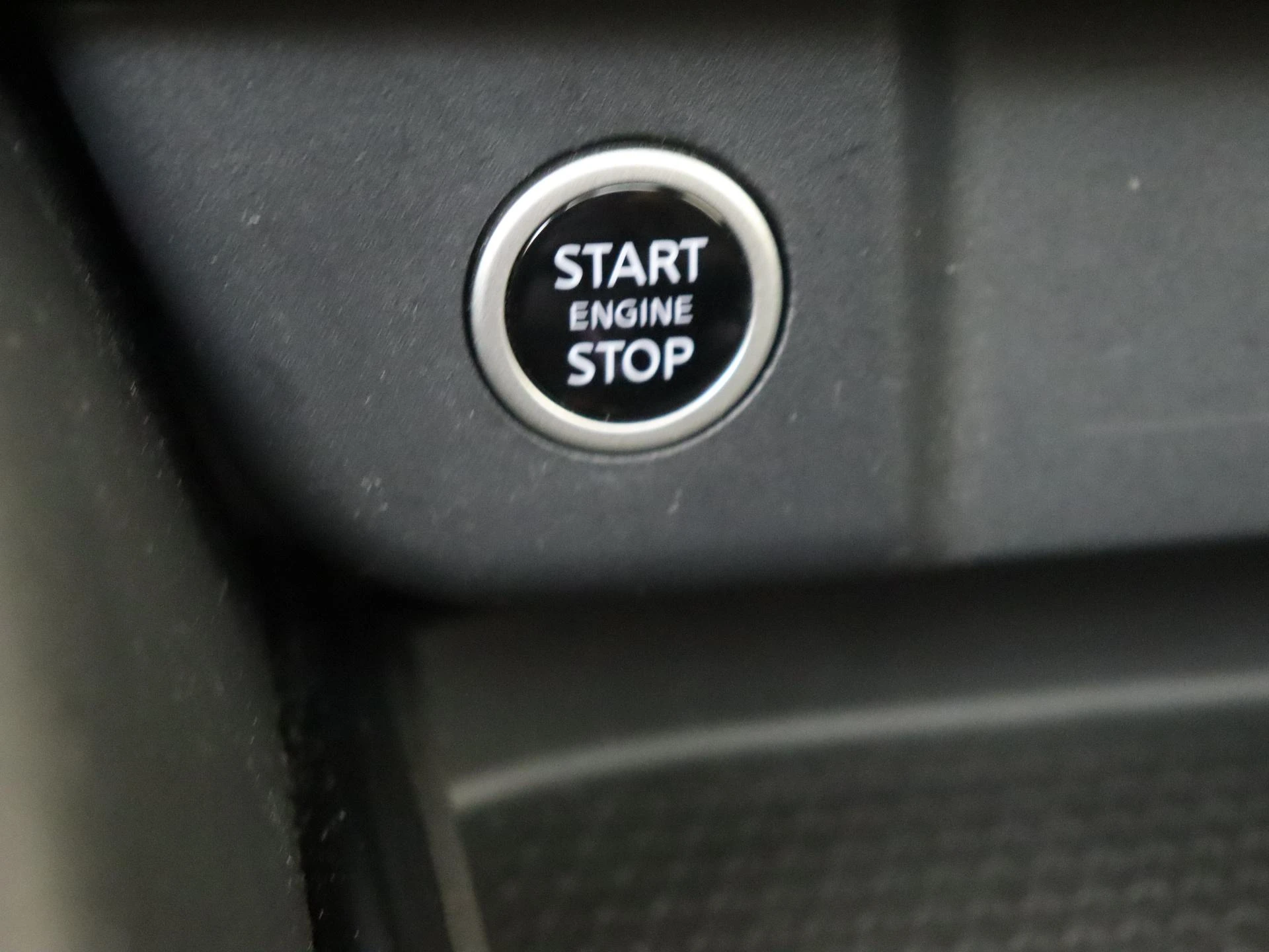 Nissan-QASHQAI-image-22