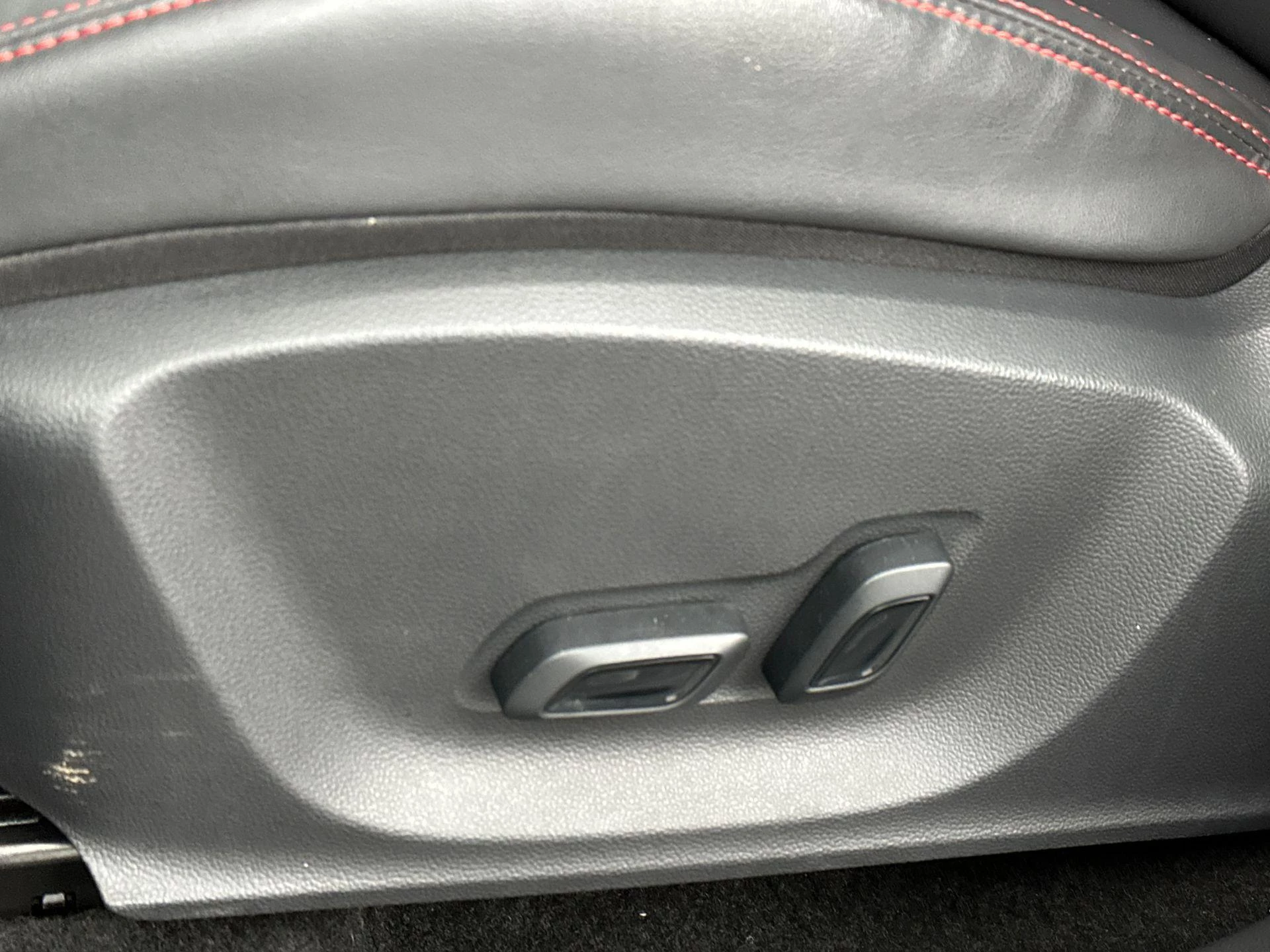 MG ZS EV Standard Range Luxury 50 kWh