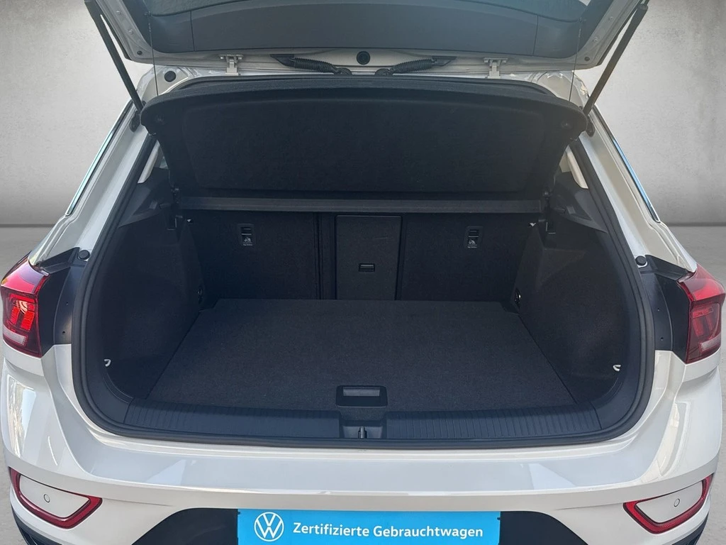 Volkswagen-T-Roc-image-4