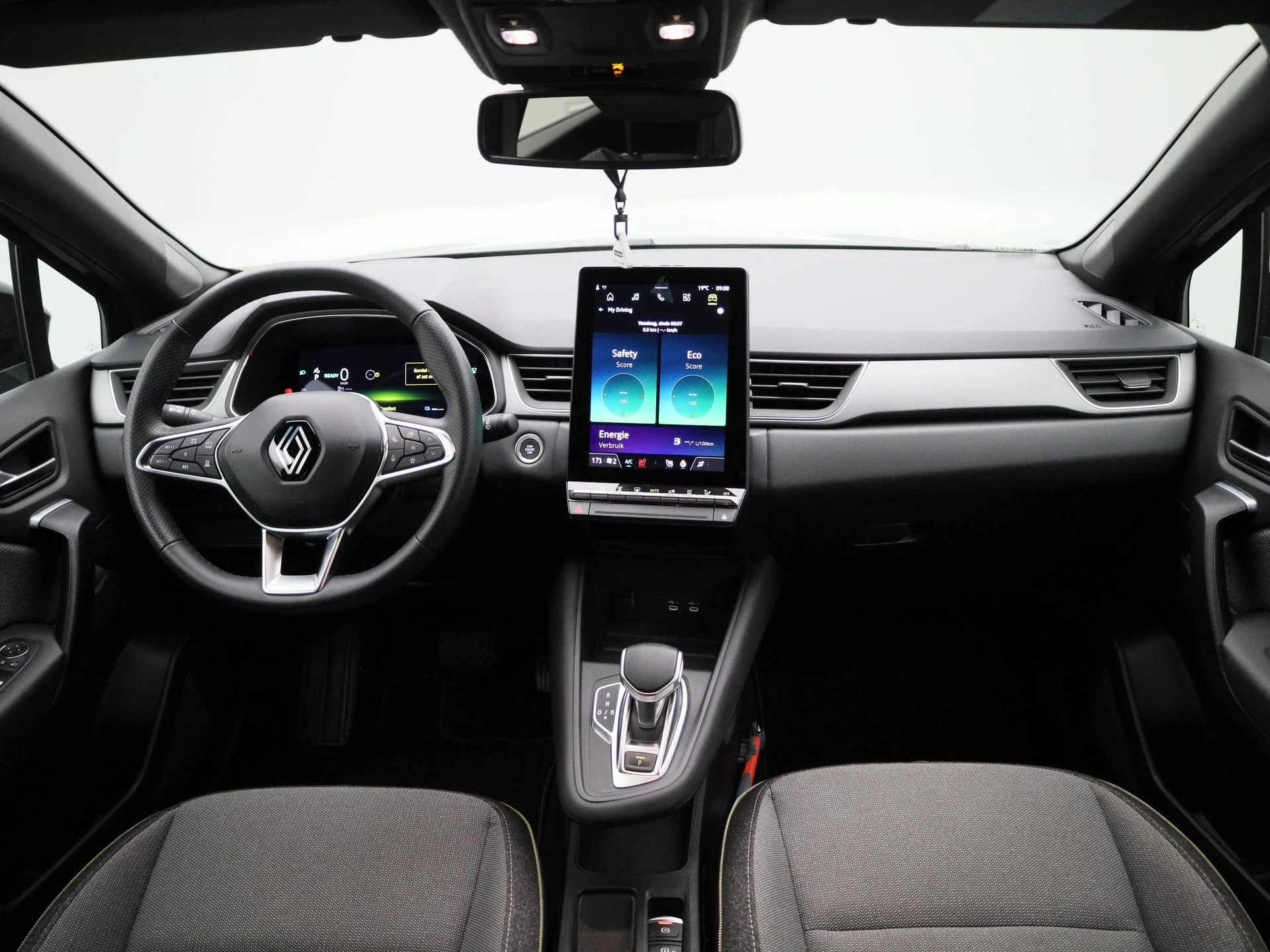 Renault-Captur-image-36