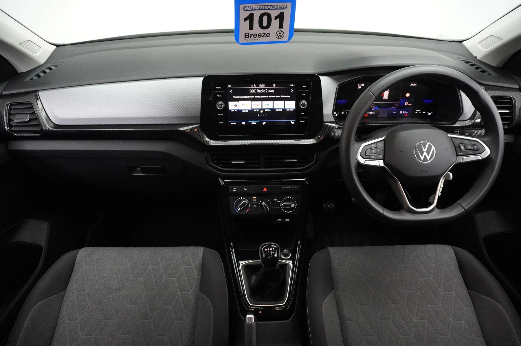 Volkswagen-T-Cross-image-7
