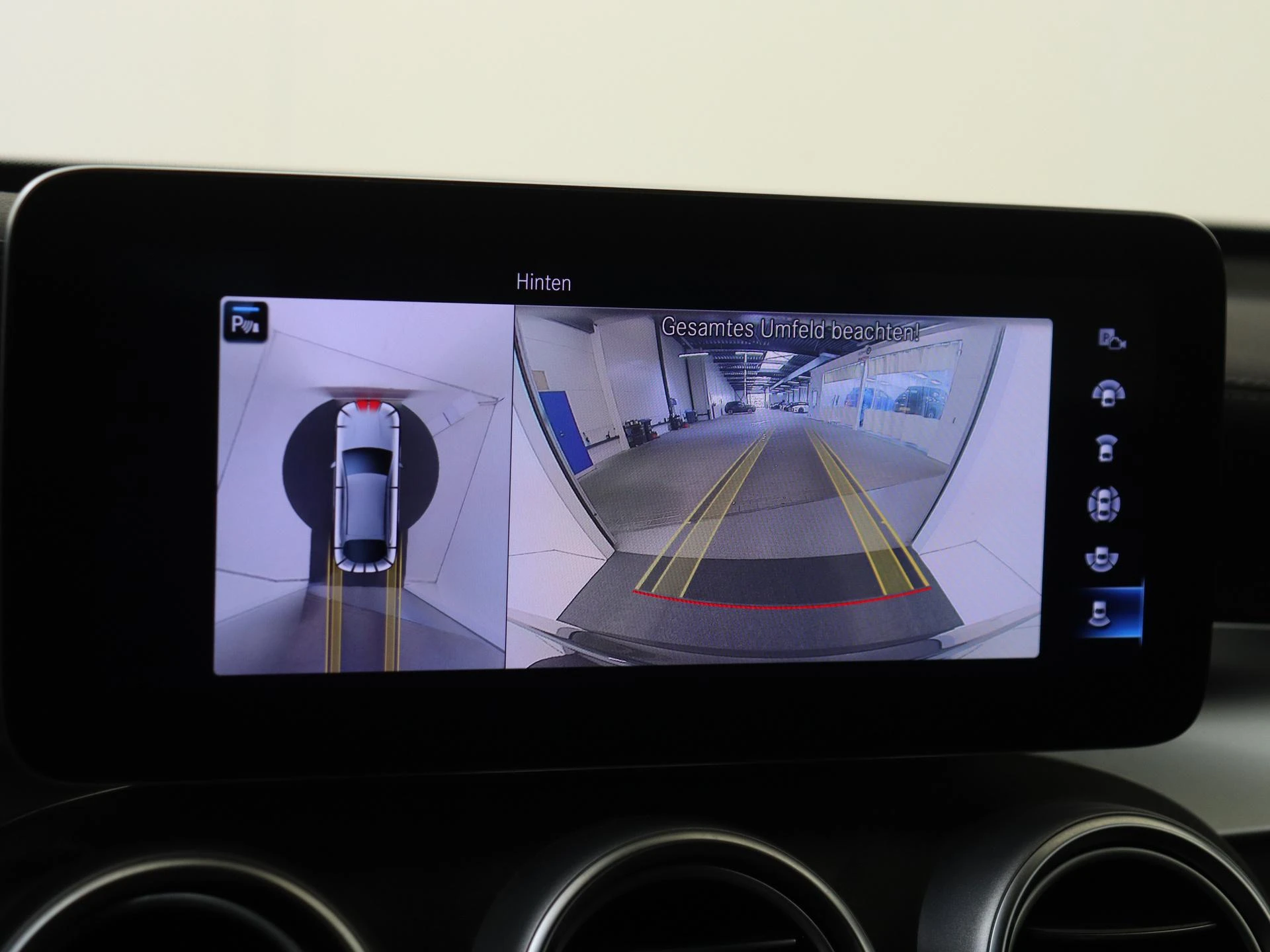 Mercedes-Benz-GLC-image-19