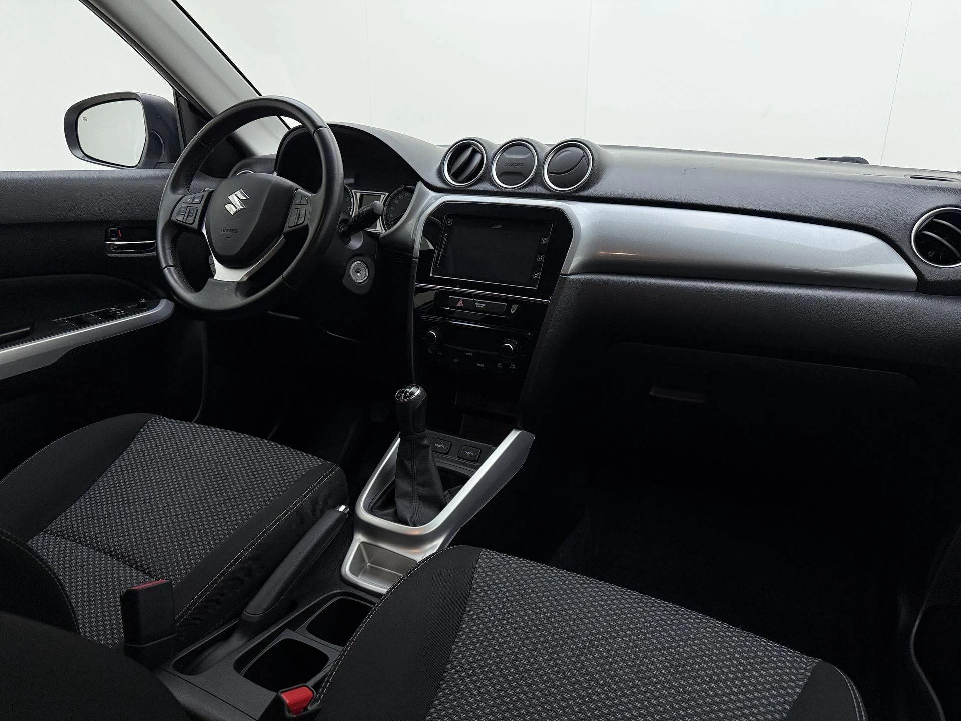 Suzuki-Vitara-image-10