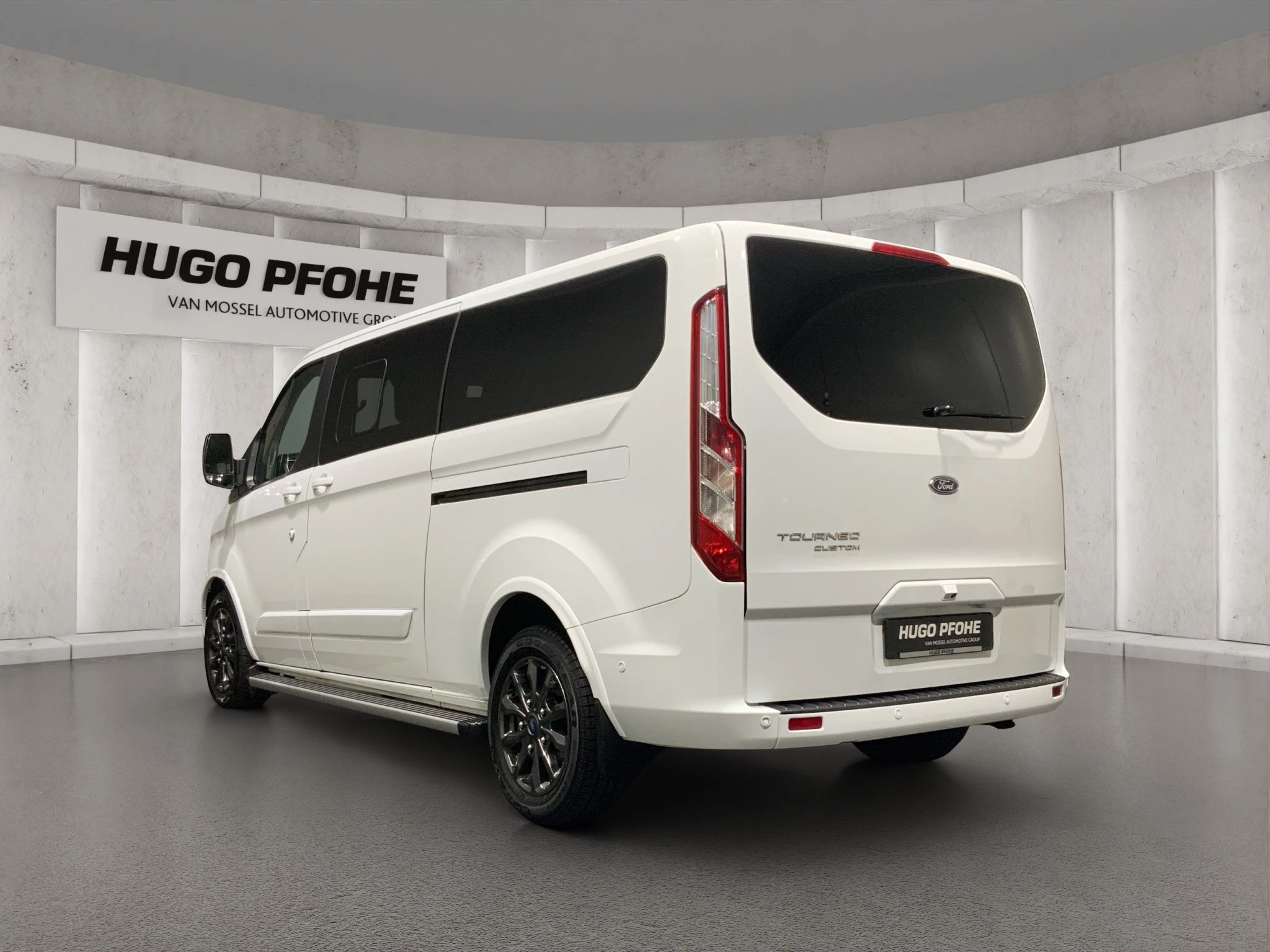 Ford-Tourneo Custom-image-17
