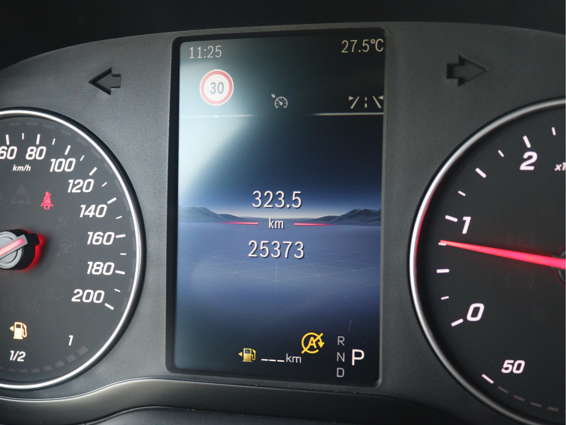 Mercedes-Benz-Sprinter-image-5