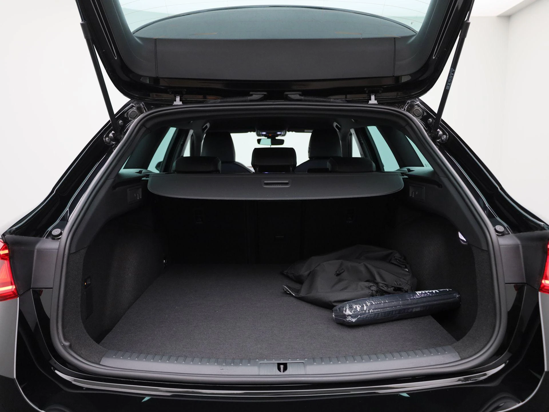 SEAT Leon Sportstourer 1.5 TSI e-Hybrid FR Business