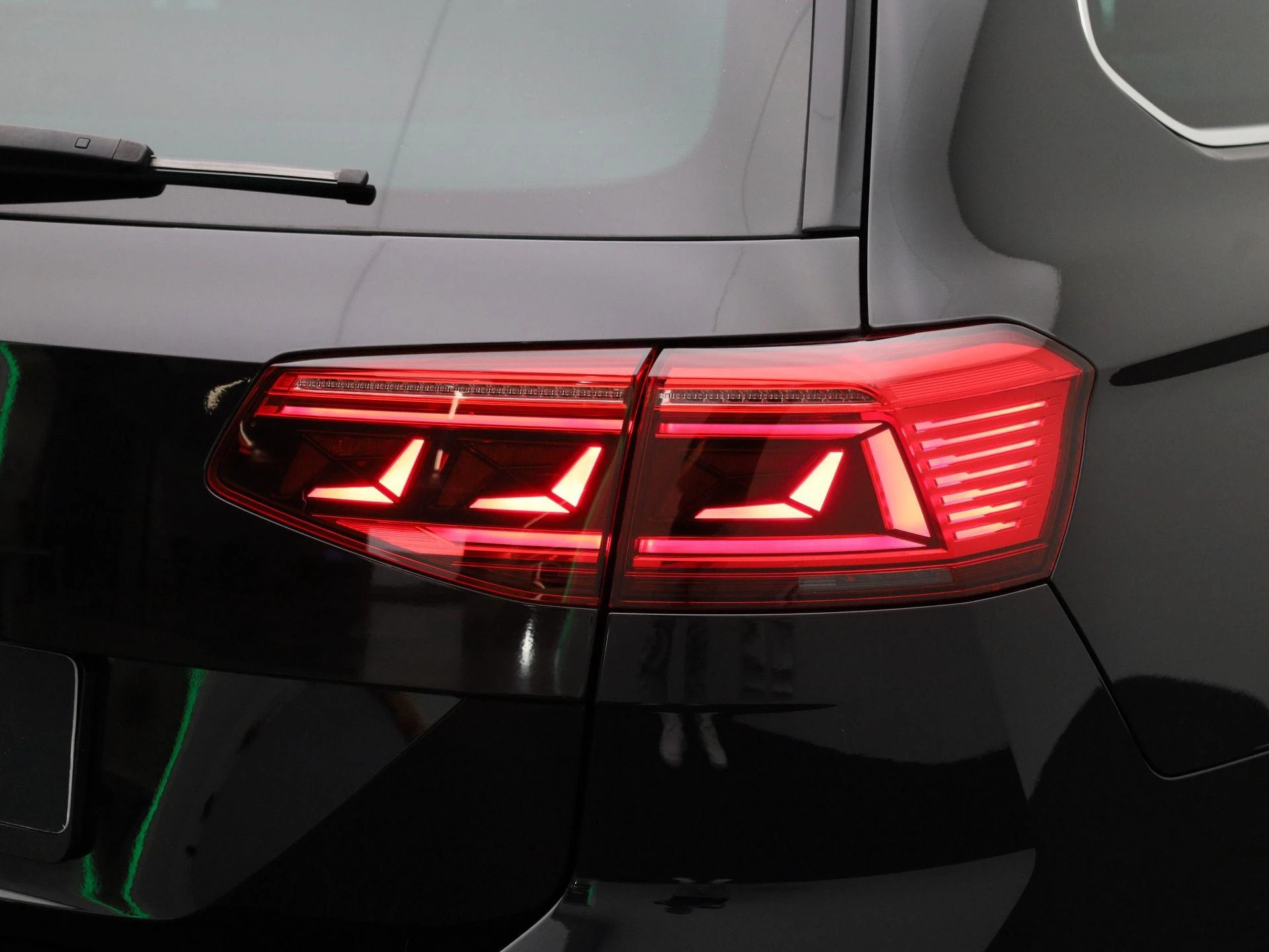 Volkswagen-Passat-image-42