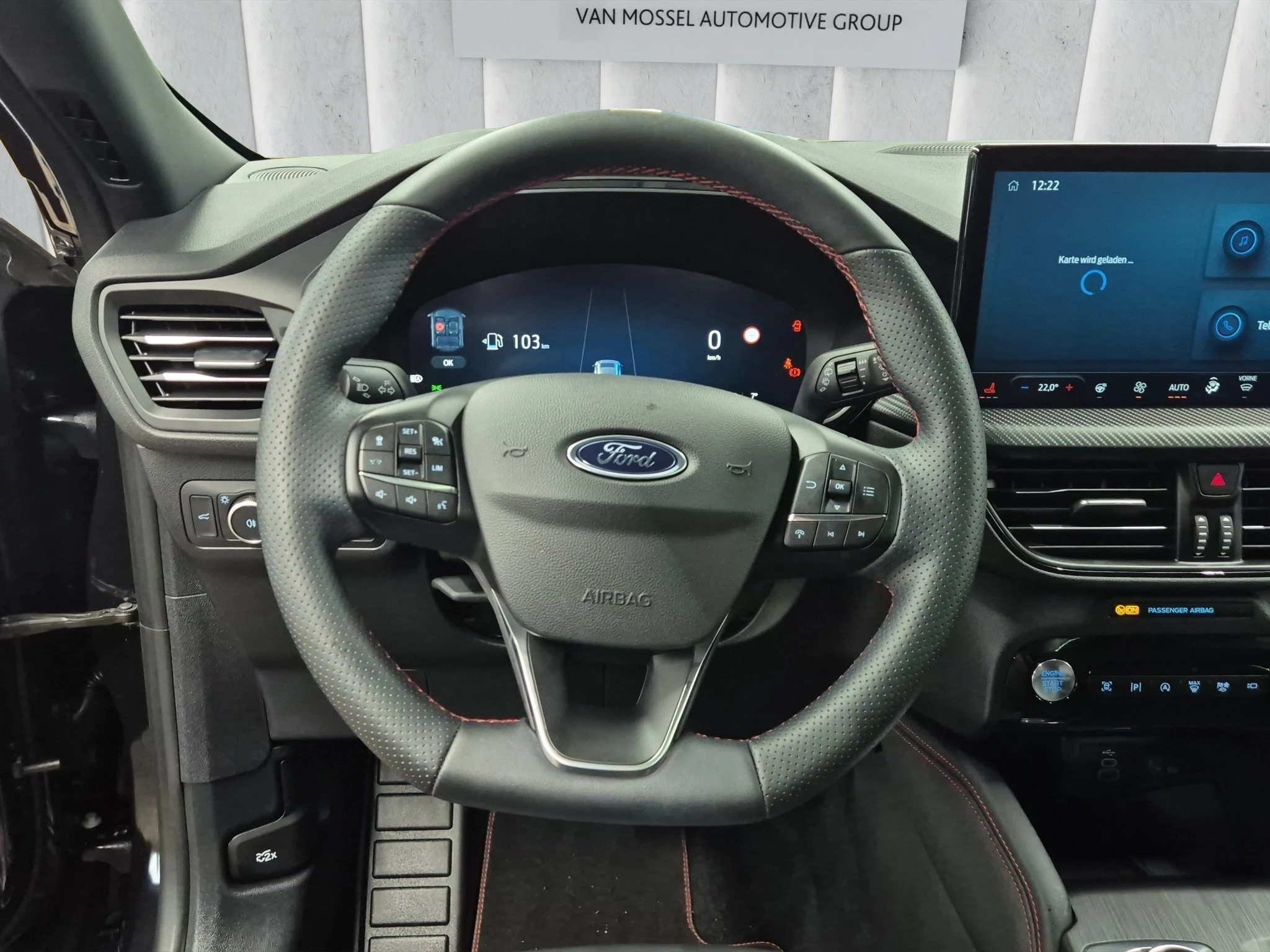 Ford Kuga ST-Line X Aut.*PANO*AHK*360GRAD*LED-MATRIX*NAVI*GRA*WINTER-PKT..