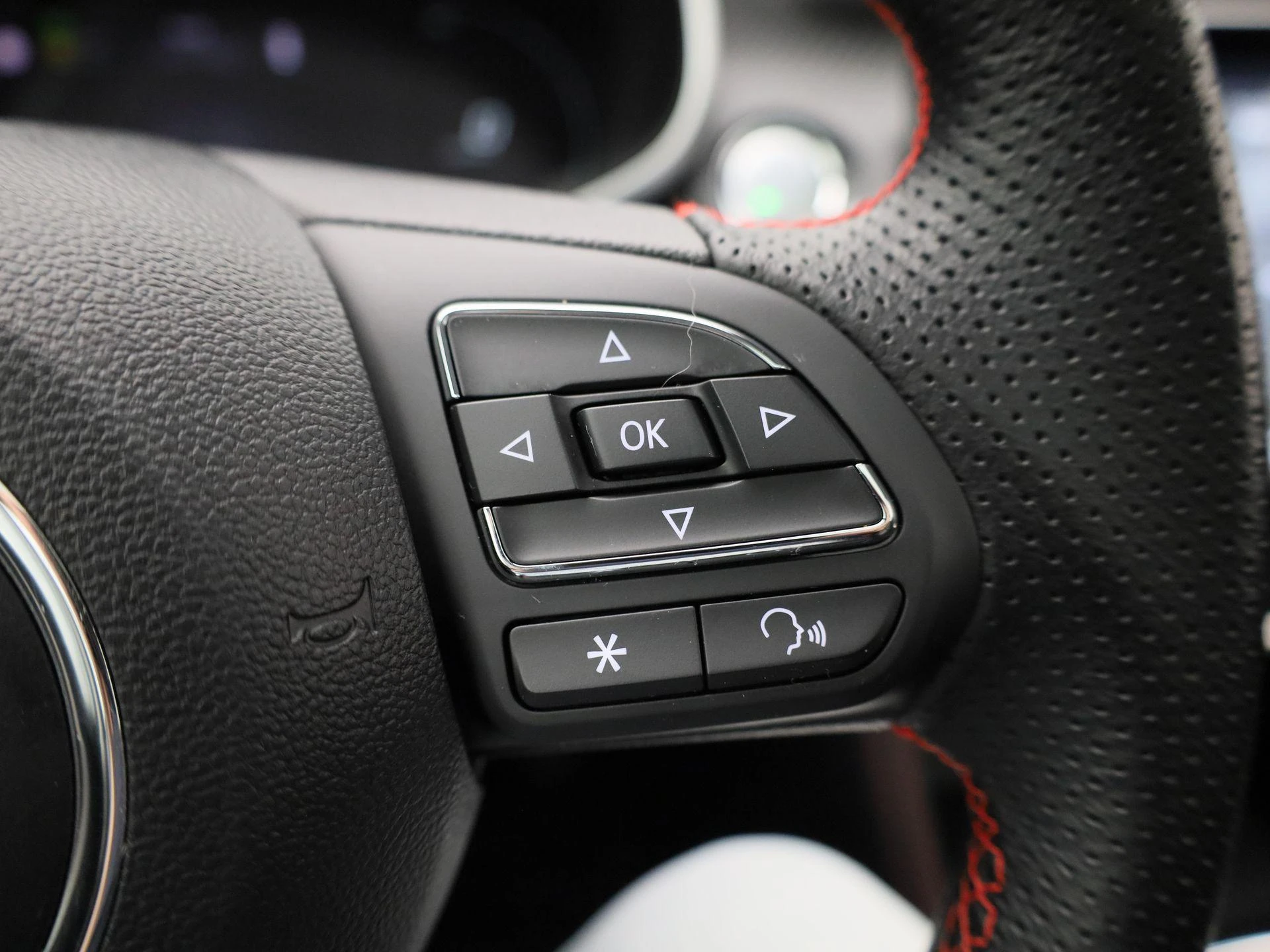 MG-ZS EV-image-18