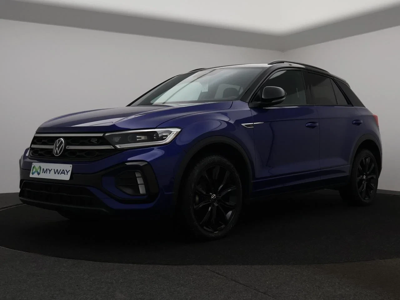 Volkswagen-T-Roc-image-0