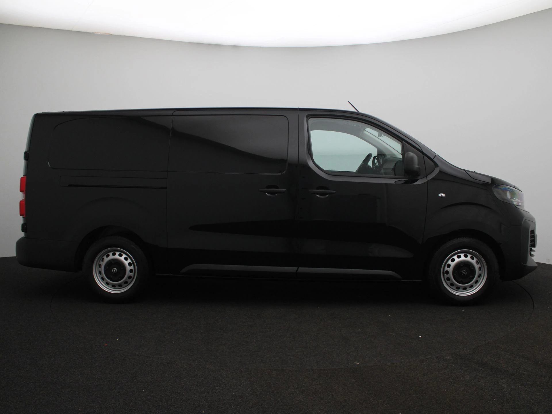 Opel-Vivaro-e-image-5