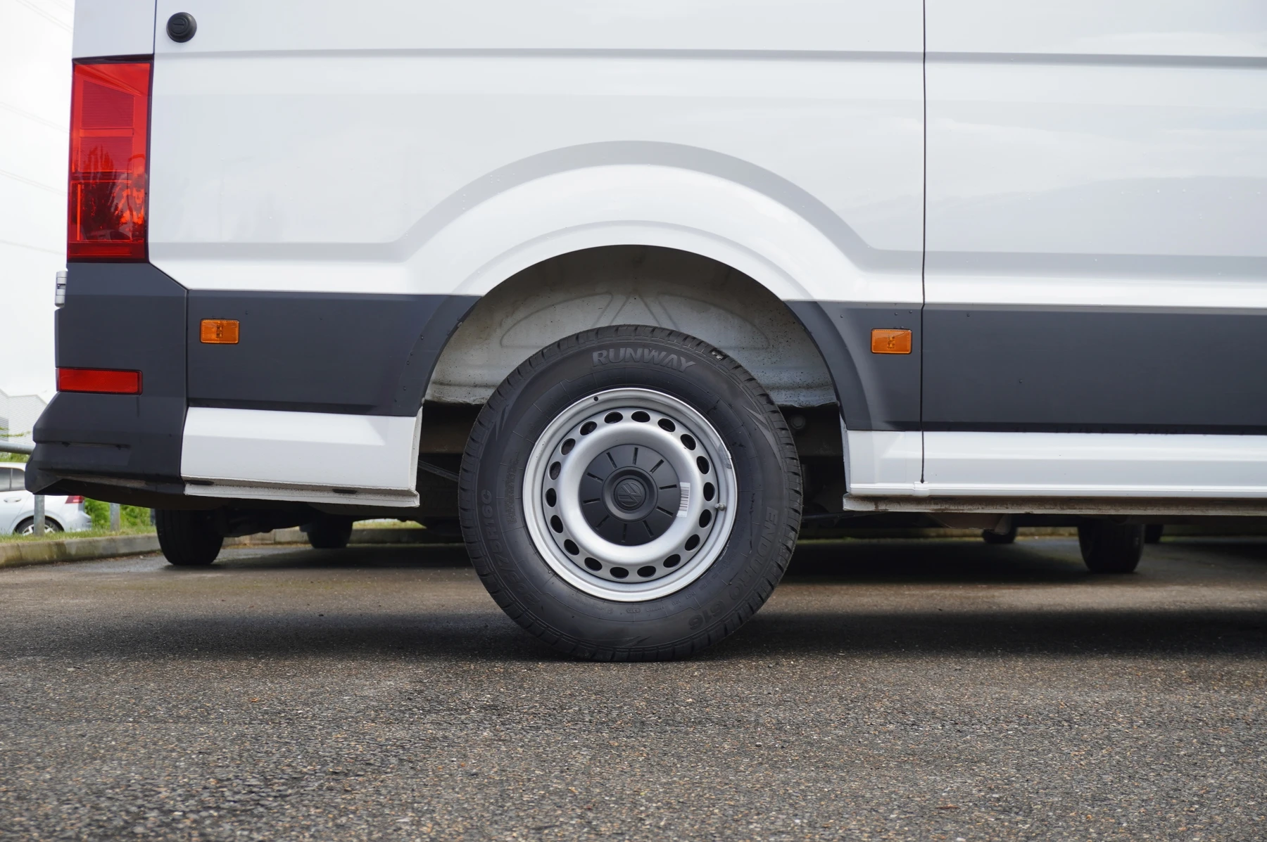 Volkswagen-Crafter-image-21