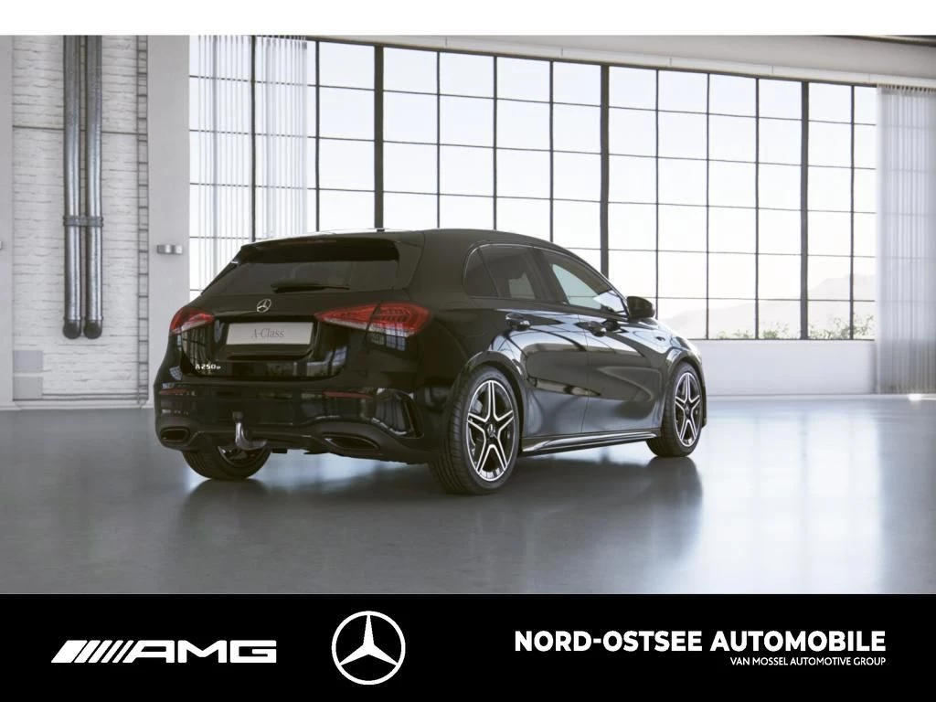 Mercedes-Benz A-Klasse 250 e AMG PANO TEMPO HUD AHK 360° MBUX NIGHT AMG Line