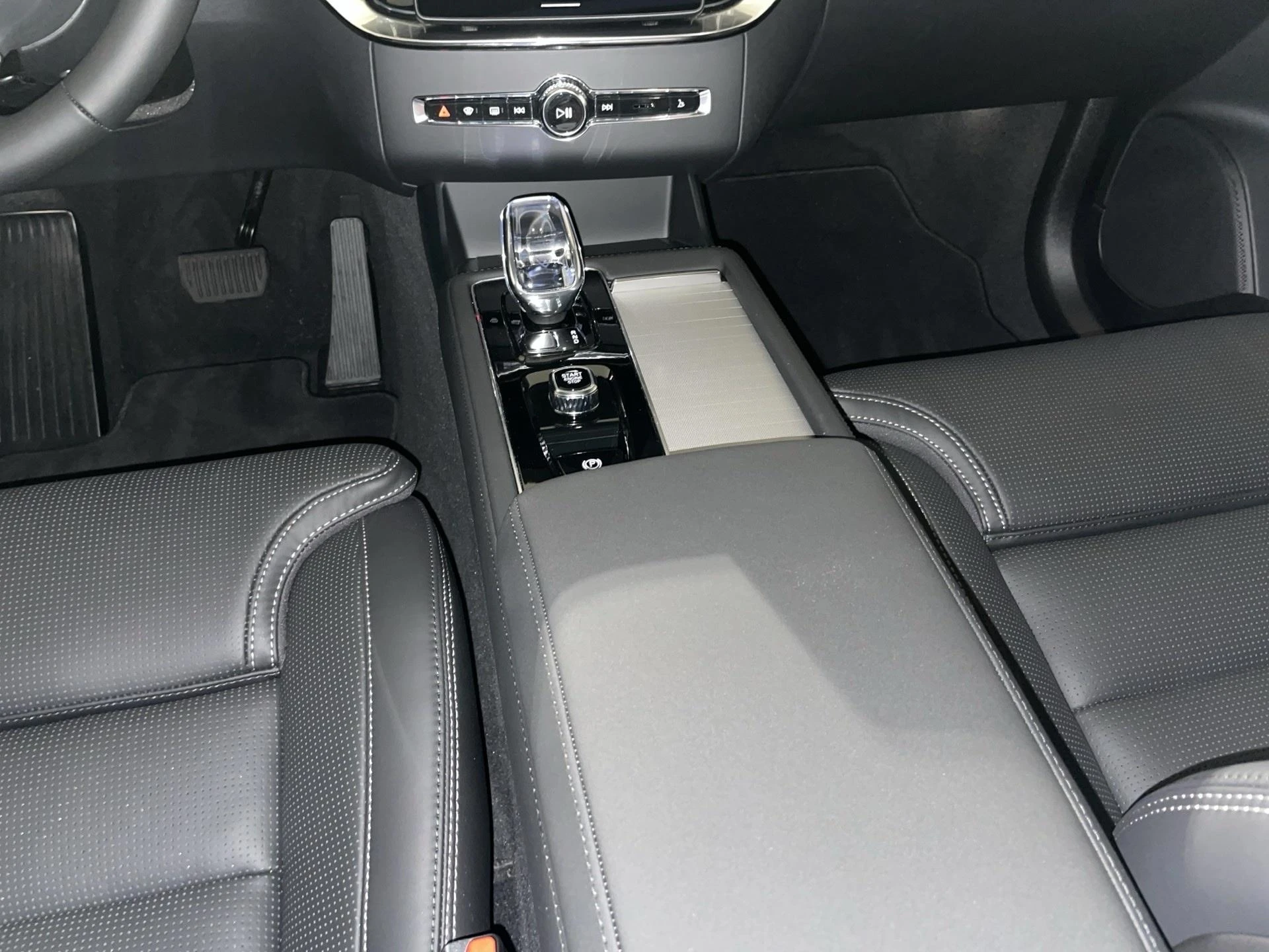 Volvo-XC90-image-9