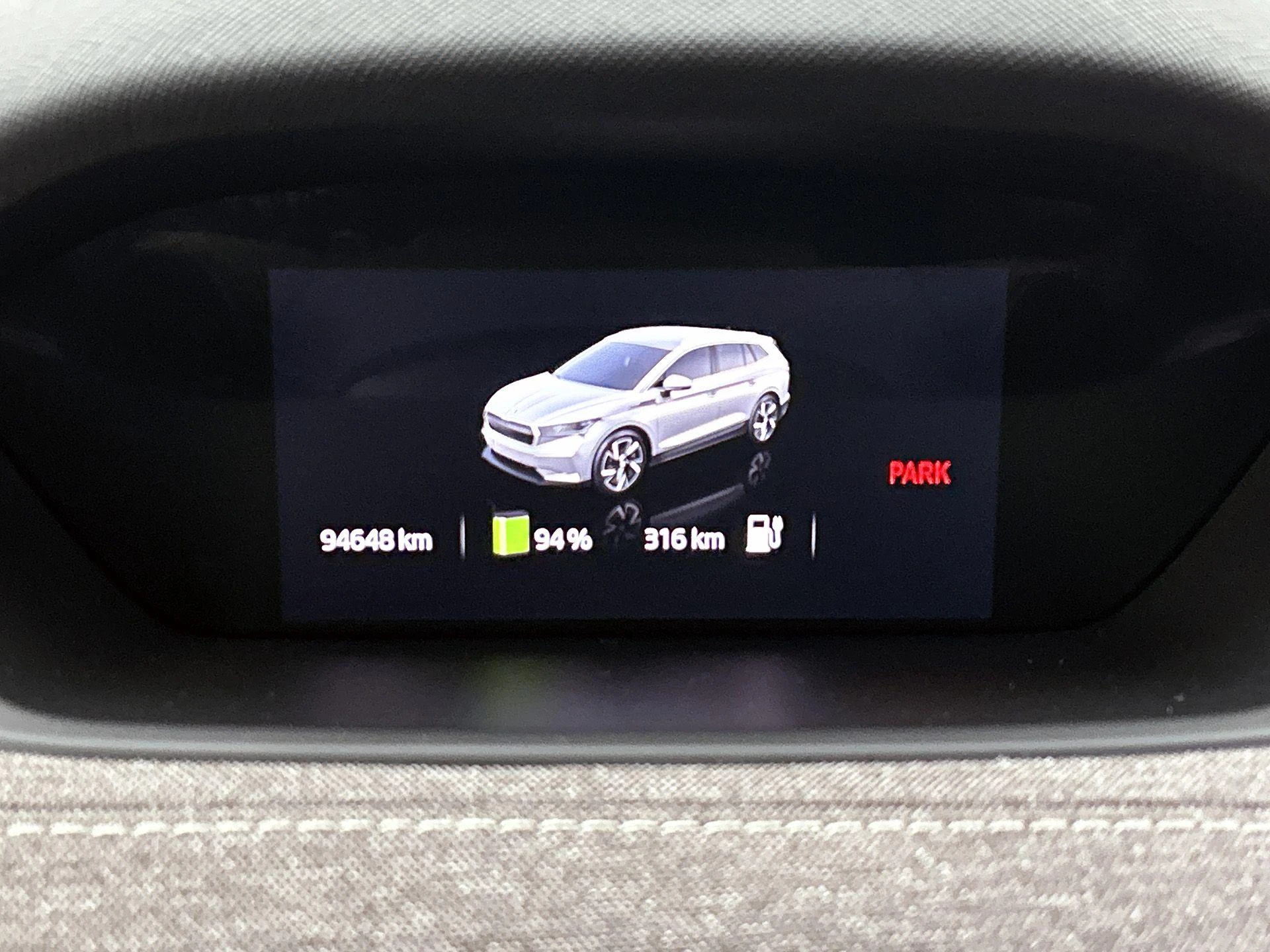 Škoda-Enyaq iV-image-16