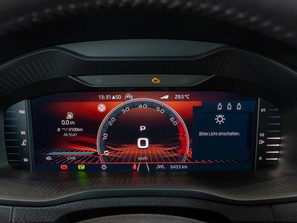 Škoda Karoq 1.5TSI DSG Sportline Navi/ACC