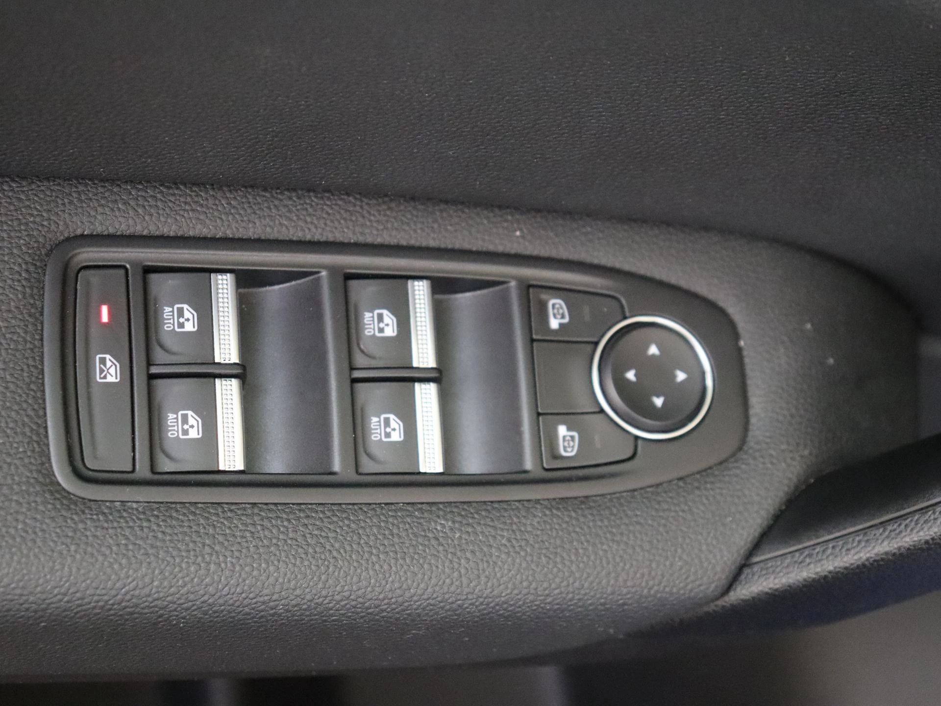 Renault-Captur-image-23