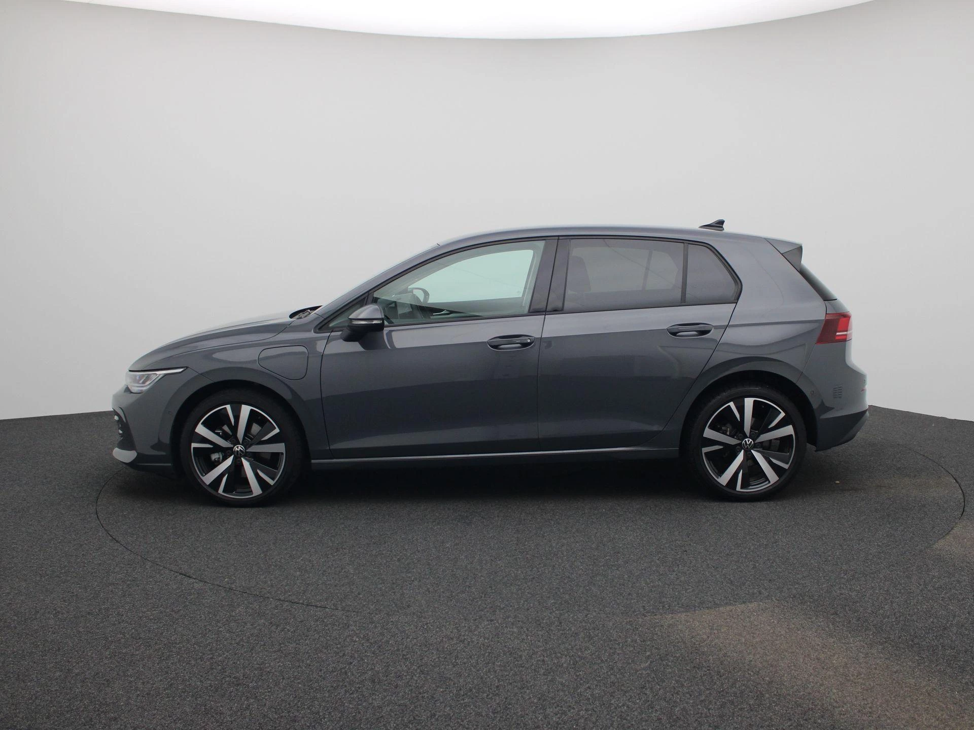 Volkswagen Golf 1.5 eHybrid Life Edition 204 PK|