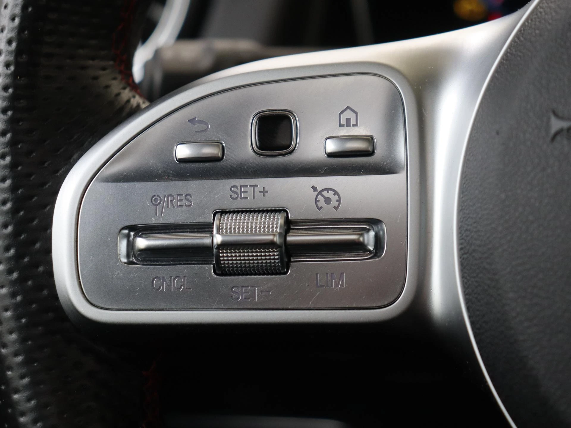 Mercedes-Benz GLB 180 Business Solution AMG 7p.