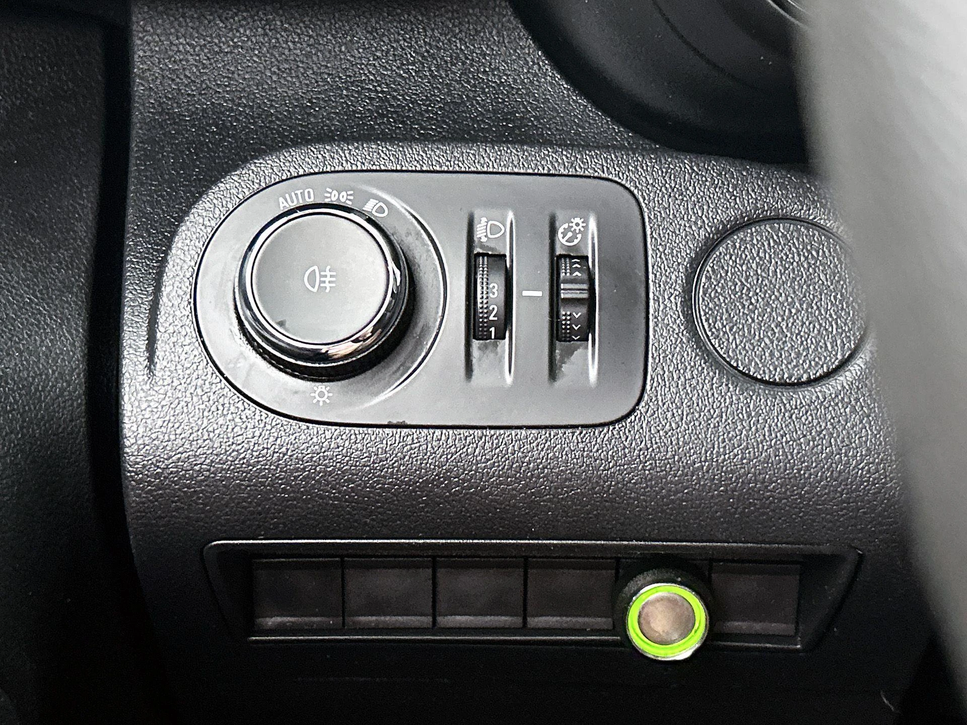 Opel-Combo-image-19