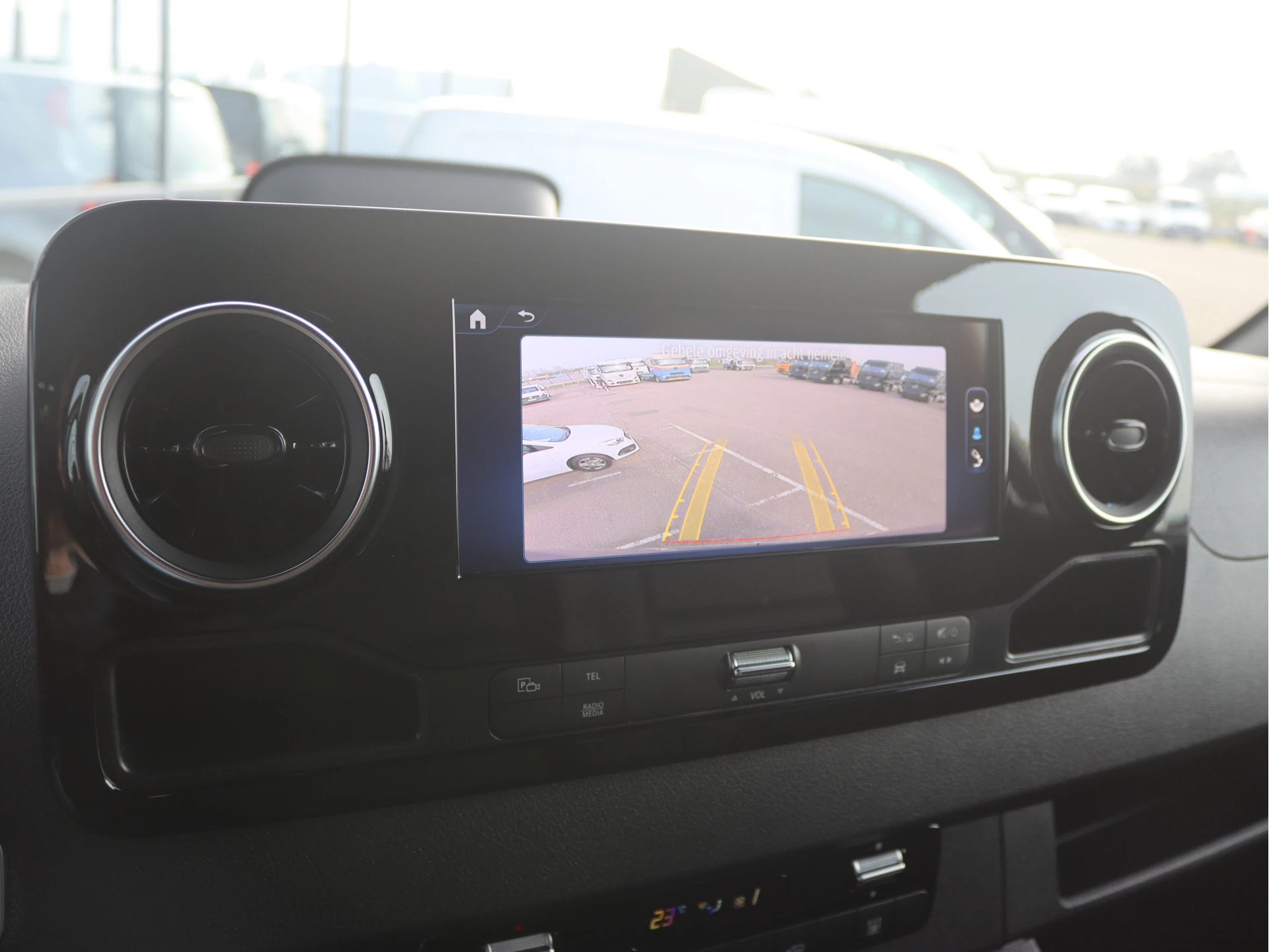 Mercedes-Benz-Sprinter-image-9