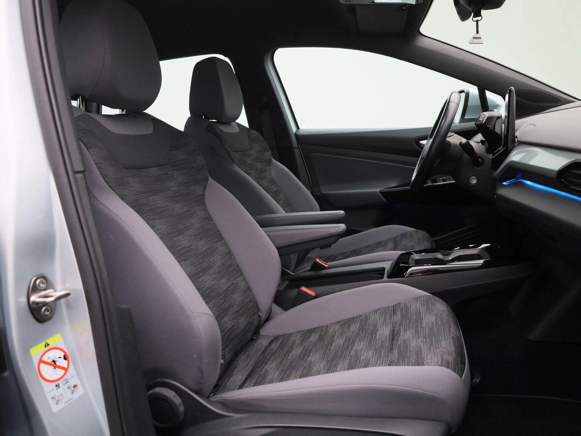 Volkswagen-ID.4-image-30