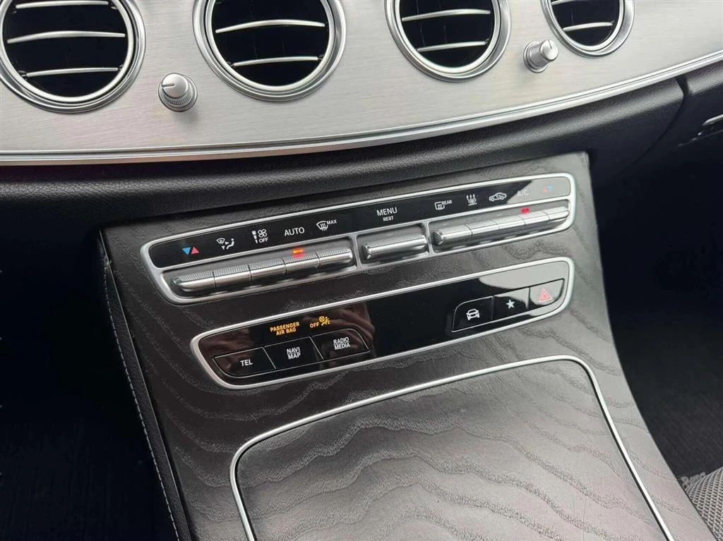Mercedes-Benz E-Klasse E300 e T 2,0 Plugin-hybrid Advantage 9G-Tronic 320HK Stc 9g Aut.