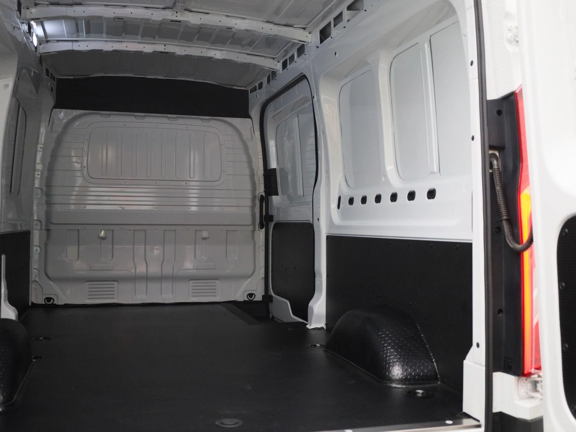 Maxus-eDeliver9-image-15